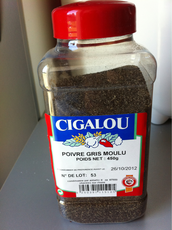 Cigalou, Poivre gris moulu, la boite en plastique de 450 gr
