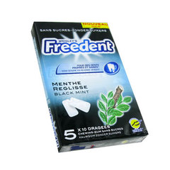 Freedent, Chewing-gum Black Mint sans sucres menthe reglisse, les 5 paquets de 14g