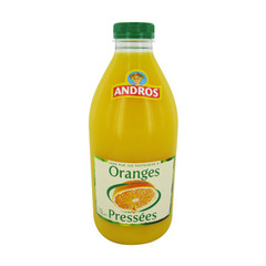 Jus frais d'orange 100% pur jus.