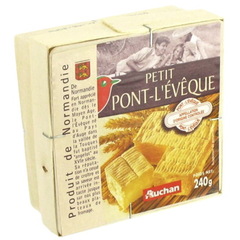 Produit de Terroir - Fromage Petit Pont-l'Eveque AOP 22% de matieres grasses, a base de lait de vache pasteurise.