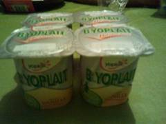 B de YOPLAIT brassés saveur vanille, 4x125g