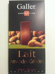 Tablette de Chocolat Lait et amandes grillées