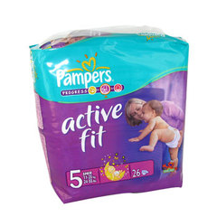 Couches Active Fit junior PAMPERS, taille 5, 11 a 25kg, 26 unites