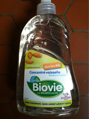 Liquide vaisselle écologique concentré peaux sensibles parfum amande BIOVIE, fla