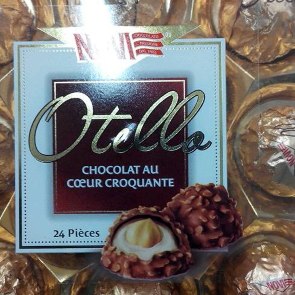Otello chocolat parseme d'eclats de noisettes