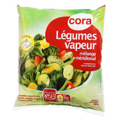 Legumes vapeur assaisonnes courgettes, haricots verts, brocolis, poivrons
