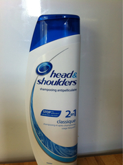 Shampooing anti pelliculaire 2 en 1 HEAD&SHOULDERS, 300ml