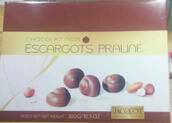 Escargots en chocolat noir au praline JACQUOT, 24 unites, 300g