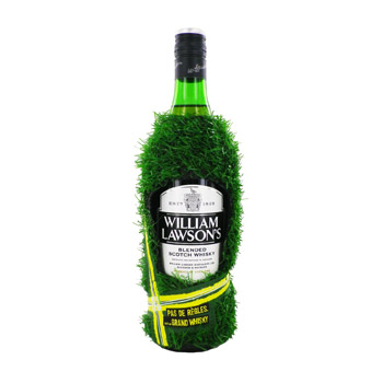 Whisky 40° Sa saveur si particulière associe de subtiles notes vanillées et boisées.