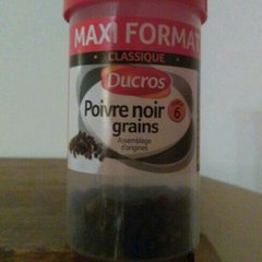 Poivre noir en grains Ducros boite ménagère 100g