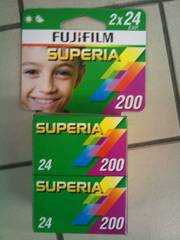 FILM FUJI SUPERIA 200 ISO 24 POSES X2