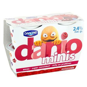 Spécialité laitière sucrée sur lit de framboise DANIO minis, 4x100g