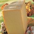 Cantal jeune AOC au lait pasteurise, 28%MG 300 g