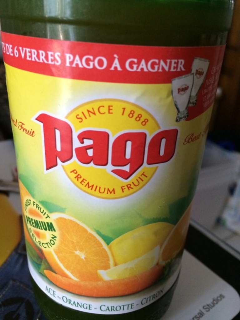 Jus d'orange, carotte et citron aux vitamines A-C-E PAGO, bouteille enplastique de 75cl